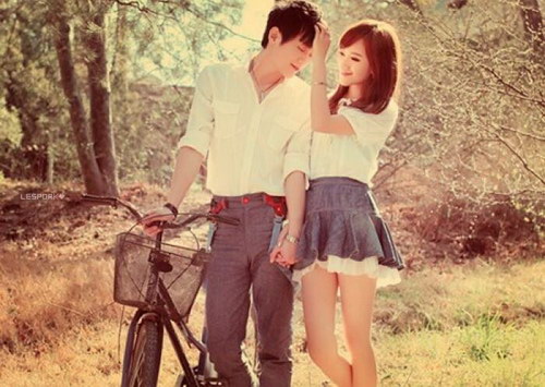 那天她敲了我宿舍的门(播音:马路) 那天她敲了我宿舍的门(播音:马路)