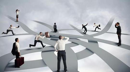 阶层分化时代普通人的跃迁策略(完结)(核聚)(千聊) 阶层分化时代普通人的跃迁策略(完结)(核聚)(千聊)