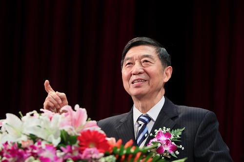 2005年百家讲坛吴建民盘点2004 2005年百家讲坛吴建民盘点2004