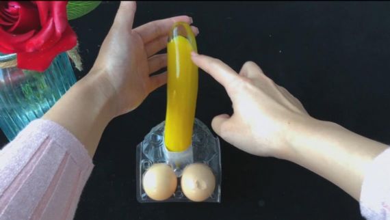 ����������ܹ�ϵ���Ͷ�����Ħ�٣�