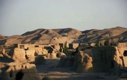 2019��ټҽ�̳˿·�ϵĹųǣ��ڶ�����������Ӫ��