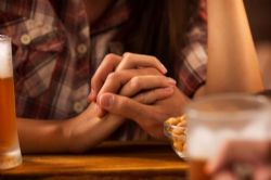 ���˺�Ů��Ů�˺ͳ���(�Ҽ������)��32�أ�